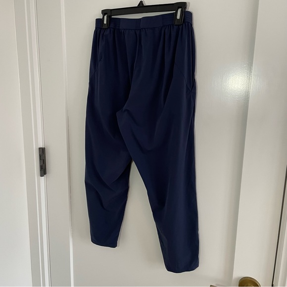 Nike Bliss Women 23" Training Crops M Navy Blue - Picture 6 of 7